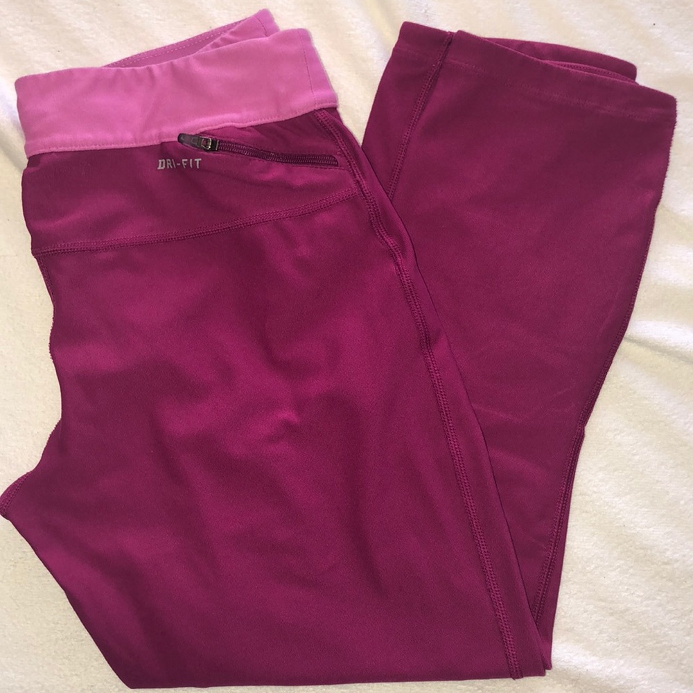 Ladies Nike Dri-Fit Capris